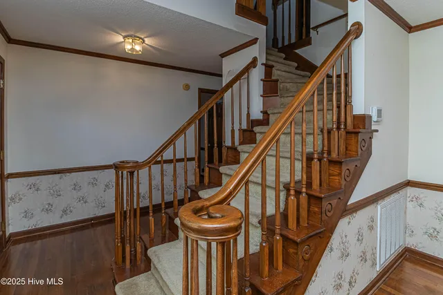 $279,900 | 206 Maplewood Drive, Goldsboro, NC 27534