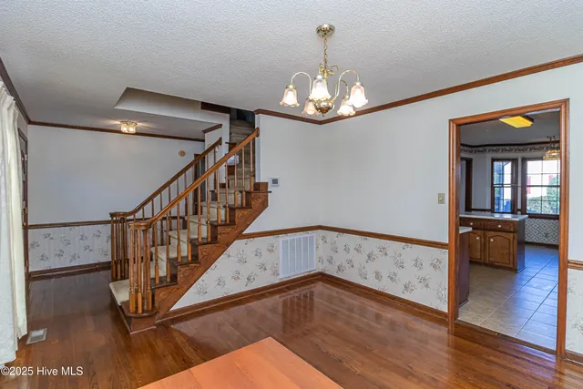 $279,900 | 206 Maplewood Drive, Goldsboro, NC 27534