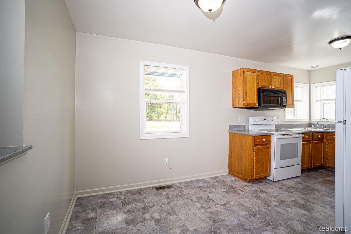 3584 South Merriman Road Wayne, MI 48184 - Photo 24 of 46 Gallery Image 24