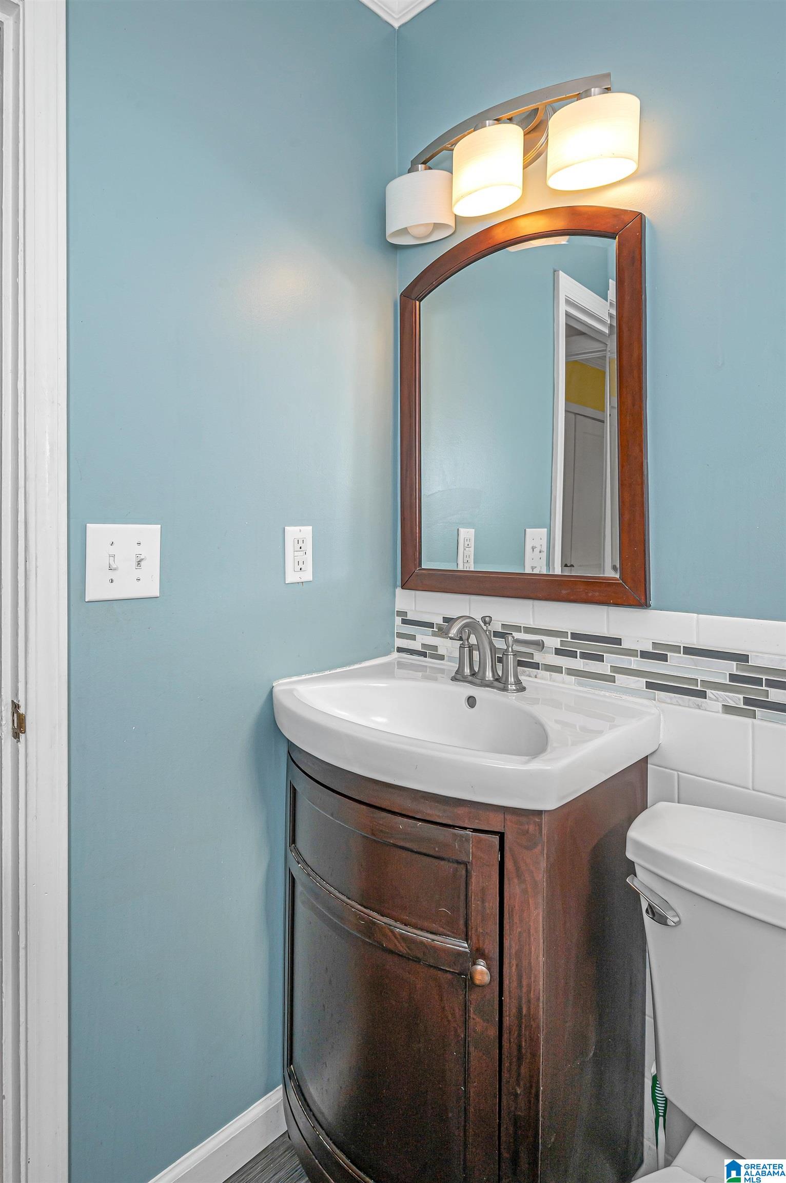 415 East Coffee Street Talladega, AL 35160 - Photo 37 of 42
