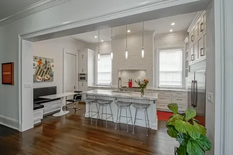 $2,750,000 | 1456 Camp Street, New Orleans, LA 70130