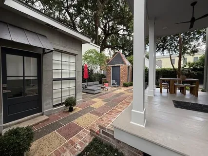 $2,750,000 | 1456 Camp Street, New Orleans, LA 70130