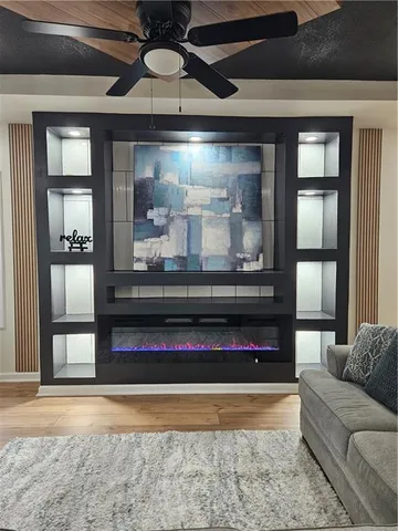 $285,000 | 3040 Agnes Avenue, Kansas City, MO 64128