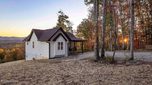 $799,999 | 2322-2324 Ridge Road, Robbins, TN 37852