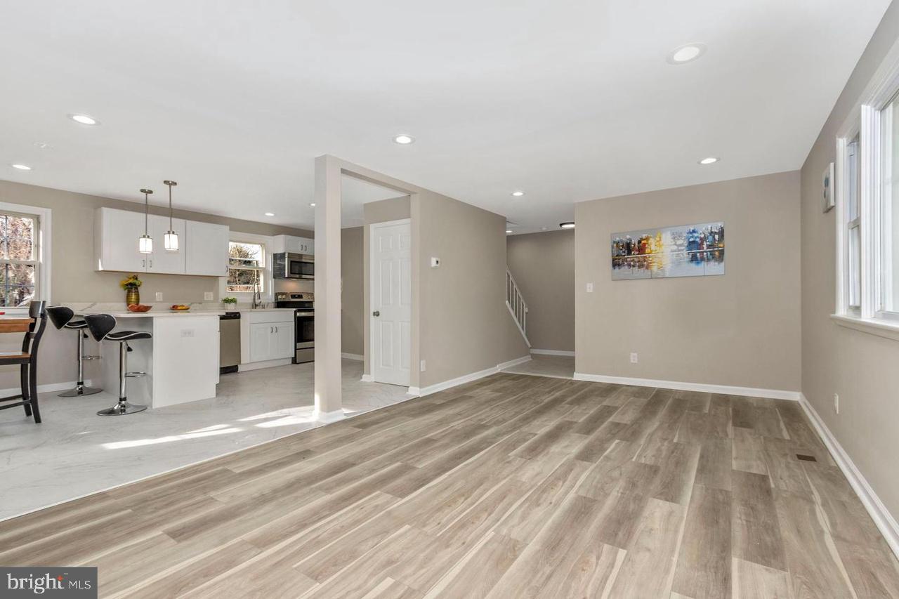 6738 Allview Drive Columbia, MD 21046 - Photo 6 of 33 a view of kitchen with furniture and refrigerator