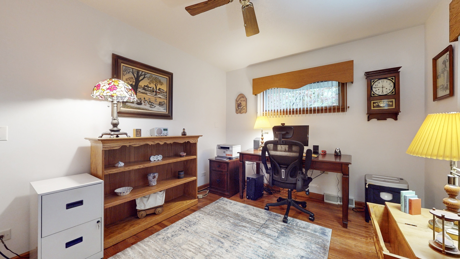 212 North Stratton Lane Mount Prospect, IL 60056 - Photo 16 of 26 Gallery Image 16