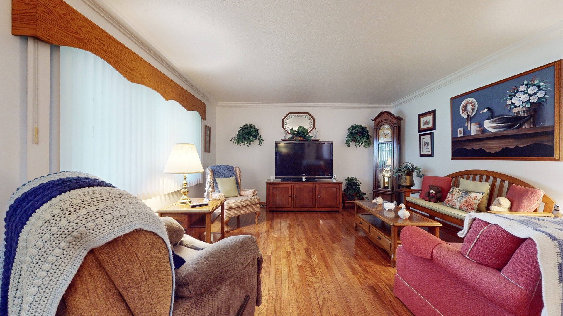 212 North Stratton Lane Mount Prospect, IL 60056 - Photo 4 of 26 Gallery Image 4