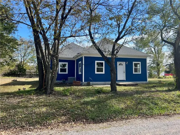 $125,000 | 407 South Washington, La Harpe, KS 66751