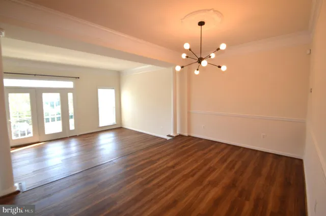 $2,995 | 24600 Siltstone Square, Aldie, VA 20105