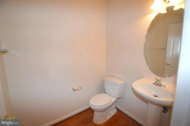 $2,995 | 24600 Siltstone Square, Aldie, VA 20105