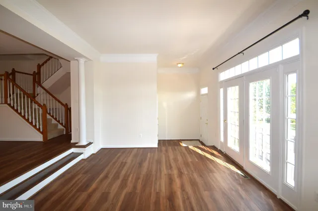 $2,995 | 24600 Siltstone Square, Aldie, VA 20105