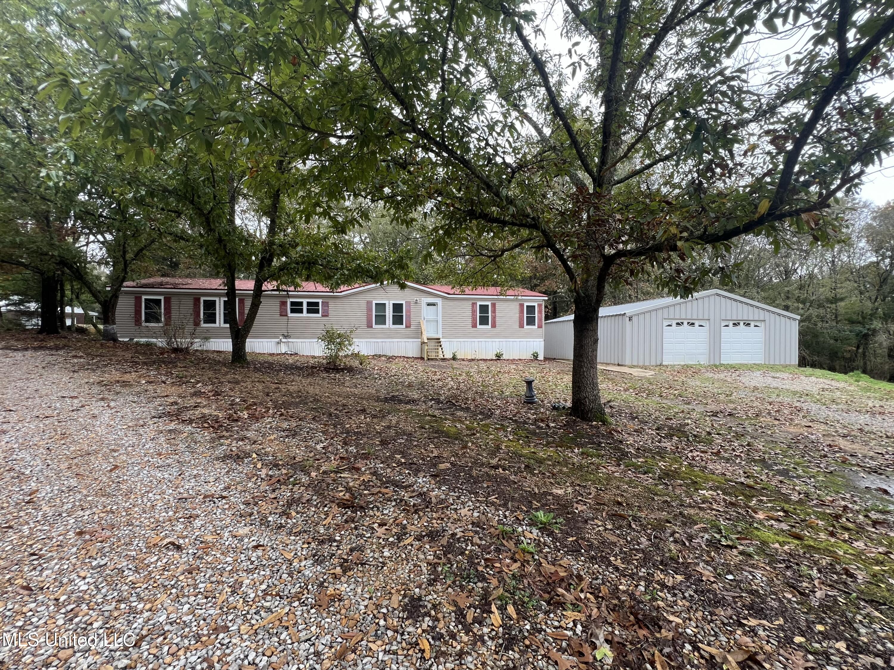 3418 Pryor Road Coldwater, MS 38618 - Photo 1 of 30 IMG_0022