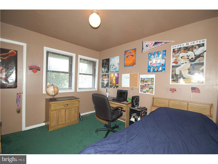533 Fairfield Road East Windsor, NJ 08520 - Photo 11 of 23