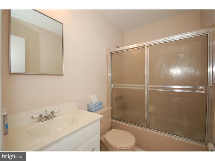 533 Fairfield Road East Windsor, NJ 08520 - Photo 12 of 23