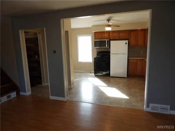 $2,375 | 10332 Transit Road, Amherst, NY 14051