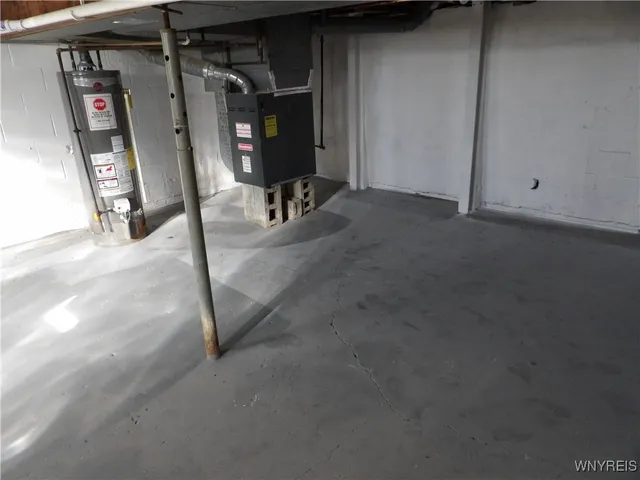 $2,375 | 10332 Transit Road, Amherst, NY 14051