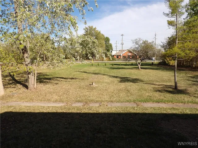 $2,375 | 10332 Transit Road, Amherst, NY 14051