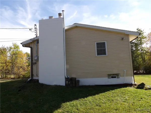 $2,375 | 10332 Transit Road, Amherst, NY 14051