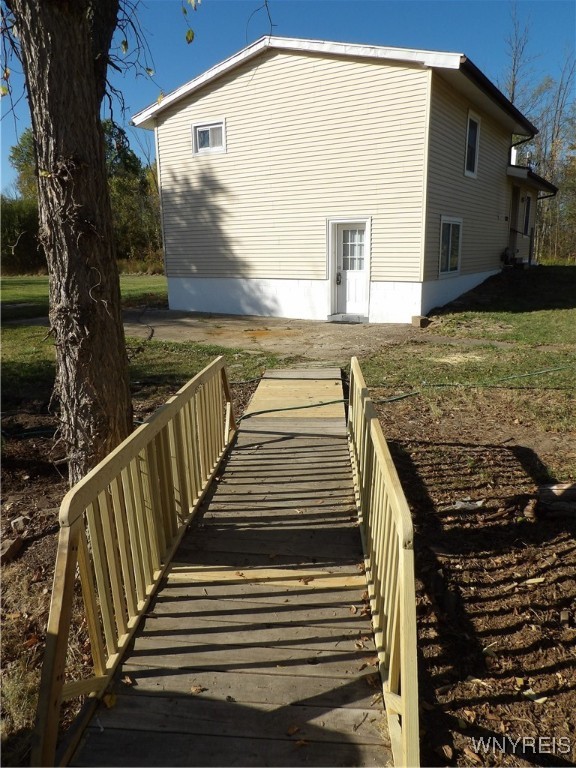 10332 Transit Road Amherst, NY 14051 - Photo 10 of 40 Side of House from Parking lot