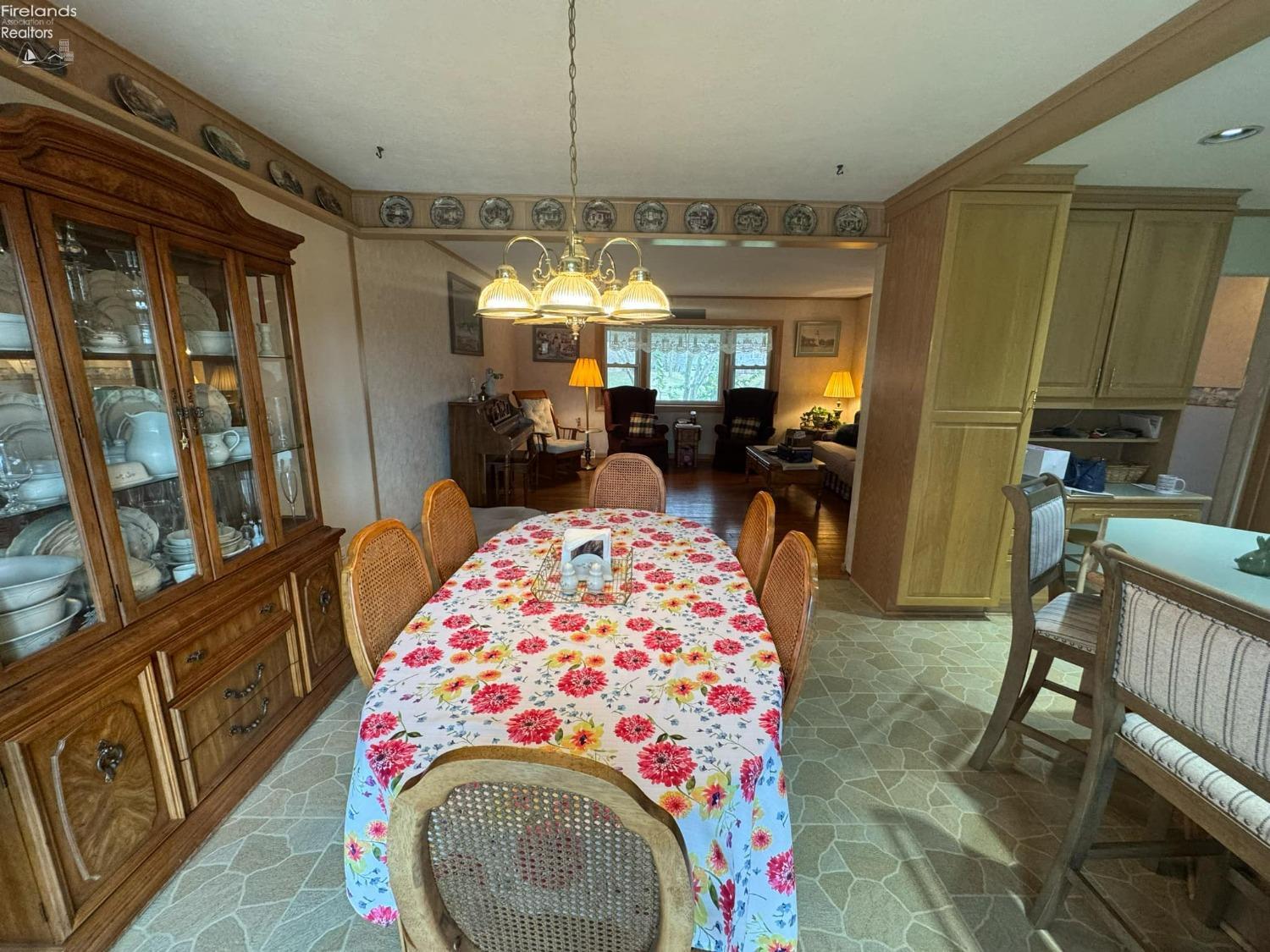 2710 Scheid Road Huron, OH 44839 - Photo 8 of 77 Gallery Image 8