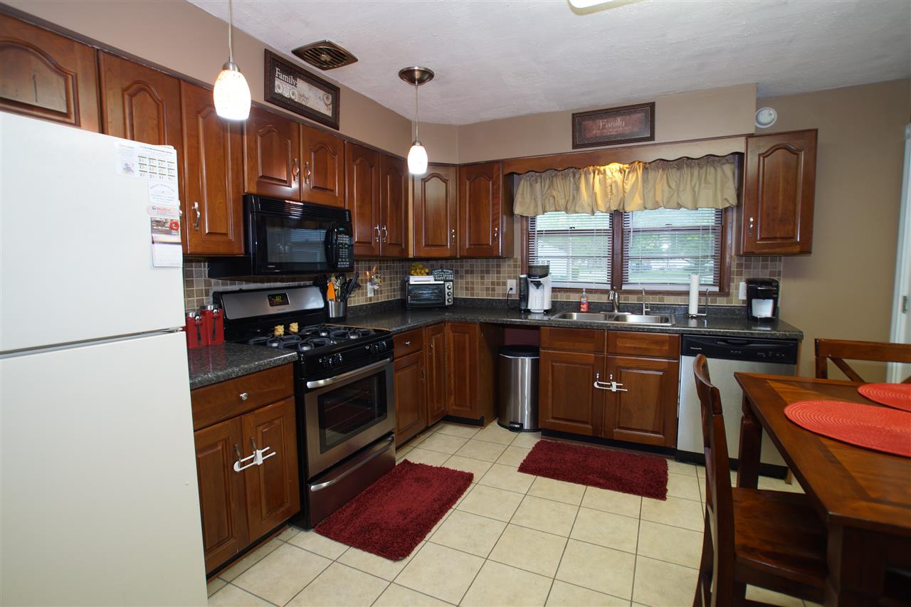 1202 Ranch Road Warsaw, IN 46580 - Photo 3 of 27 Gallery Image 3