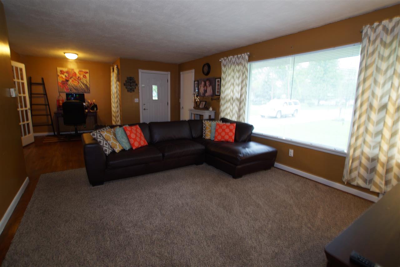 1202 Ranch Road Warsaw, IN 46580 - Photo 9 of 27 Gallery Image 9
