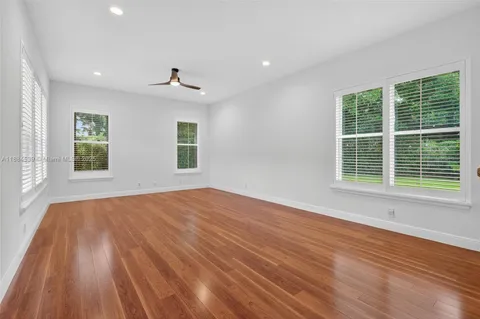 $1,275,000 | 2025 Harbor View Circle, Weston, FL 33327