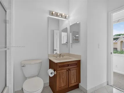 $1,275,000 | 2025 Harbor View Circle, Weston, FL 33327