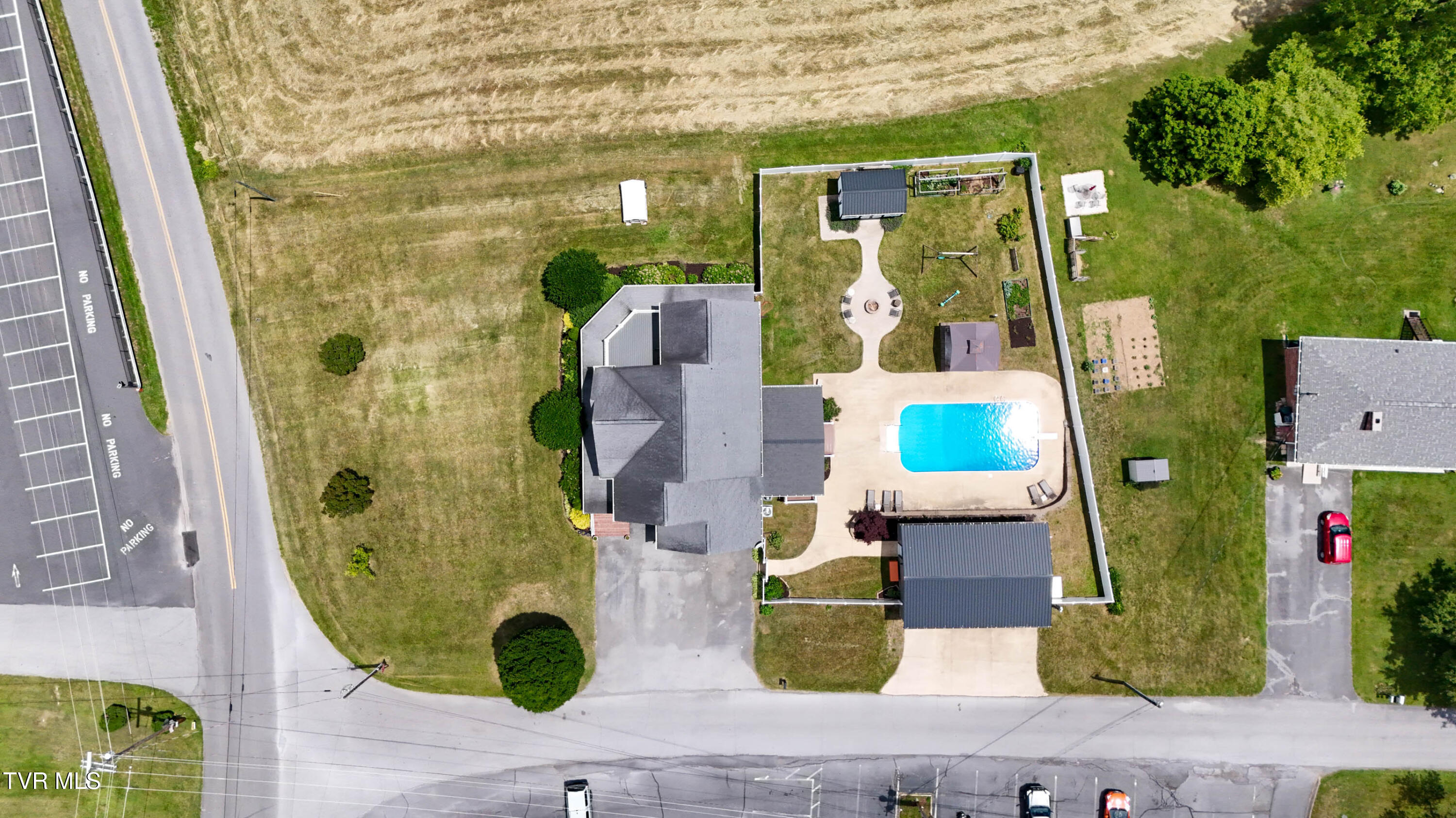 146 Hopson Road Johnson City, TN 37601 - Photo 4 of 82 146 Hopson Rd Drone SE-12