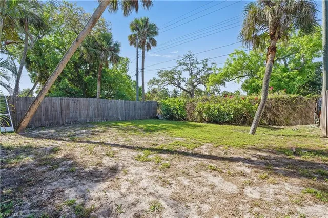 $550,000 | 11580 Dean Street, Unit 582, Bonita Springs, FL 34135