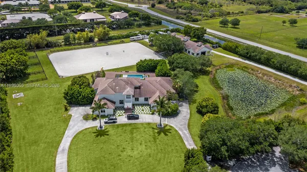 $15,500,000 | 15722 Sunnyland Lane, Wellington, FL 33414