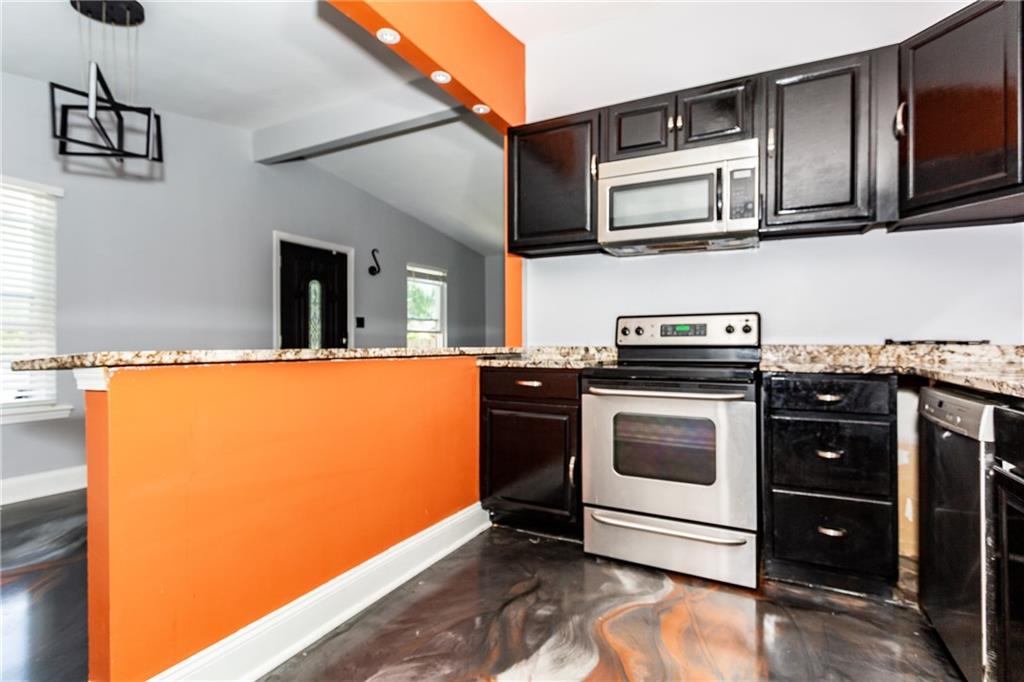 3208 Milford Road Indianapolis, IN 46235 - Photo 11 of 30 Gallery Image 11