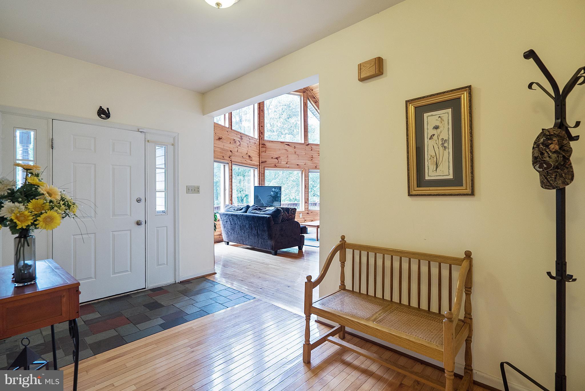 718 Freezeland Road Linden, VA 22642 - Photo 12 of 30 View of Foyer