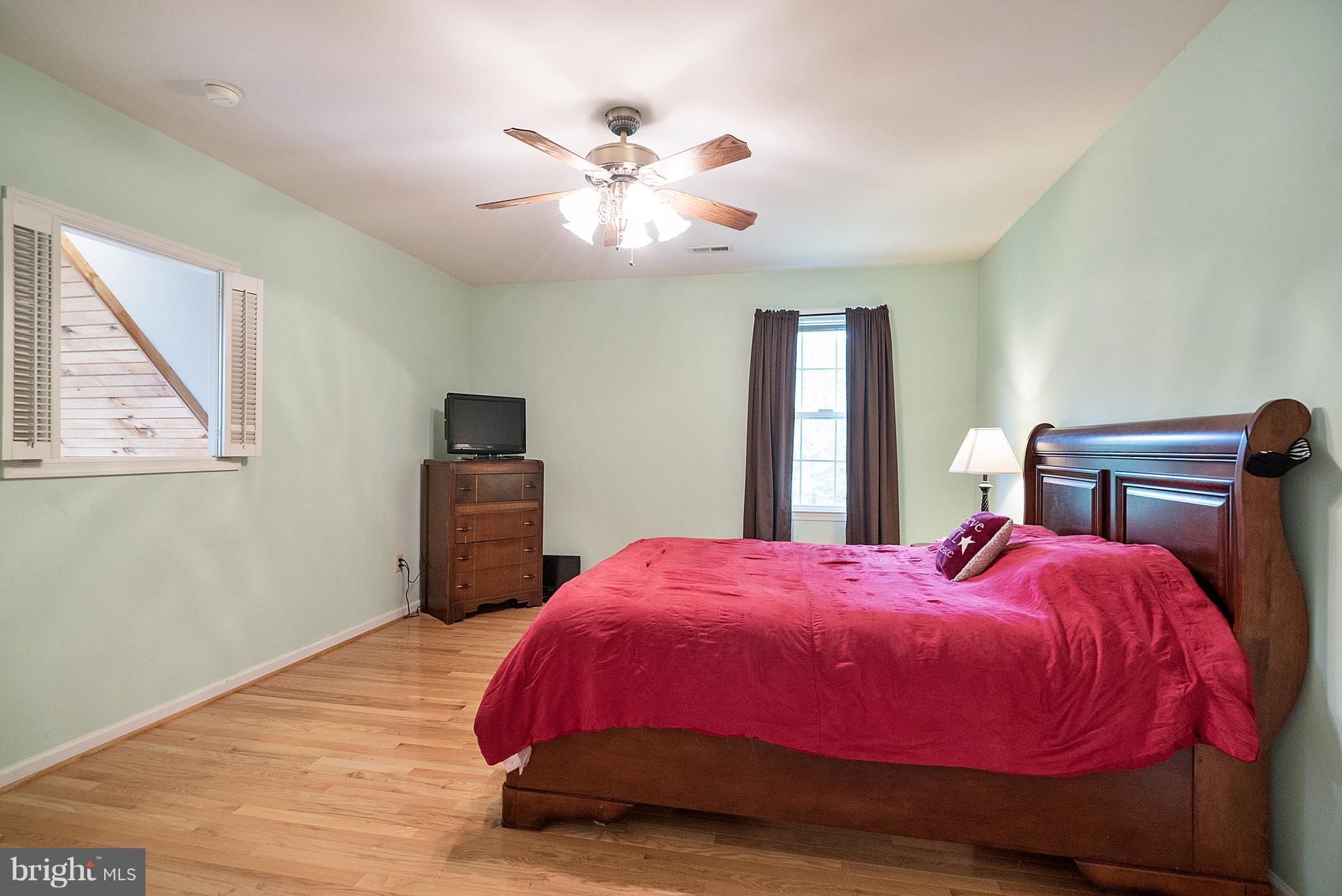 718 Freezeland Road Linden, VA 22642 - Photo 16 of 30 Master With Full Bath And View to Family Room