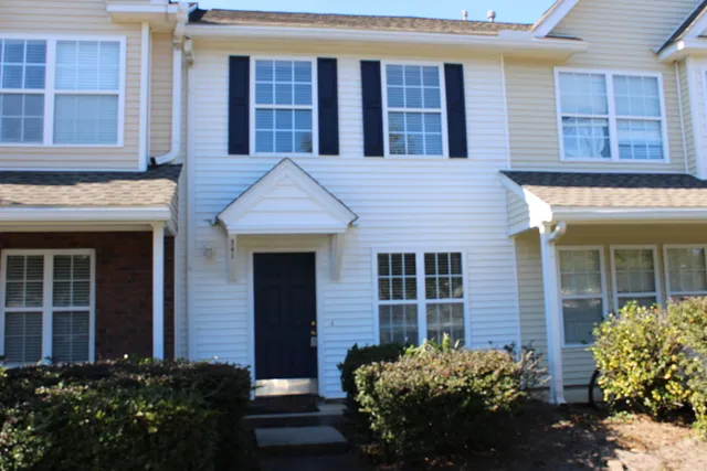 $320,000 | 341 Kelsey Boulevard, Charleston, SC 29492