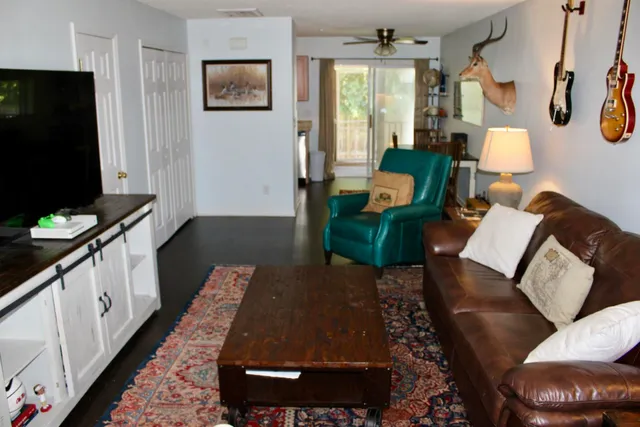 $320,000 | 341 Kelsey Boulevard, Charleston, SC 29492