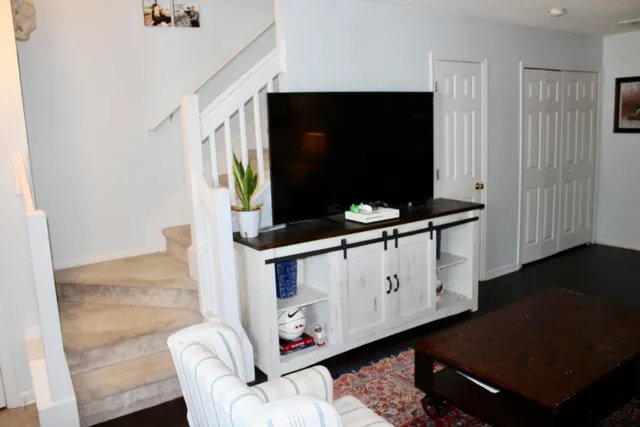 $320,000 | 341 Kelsey Boulevard, Charleston, SC 29492