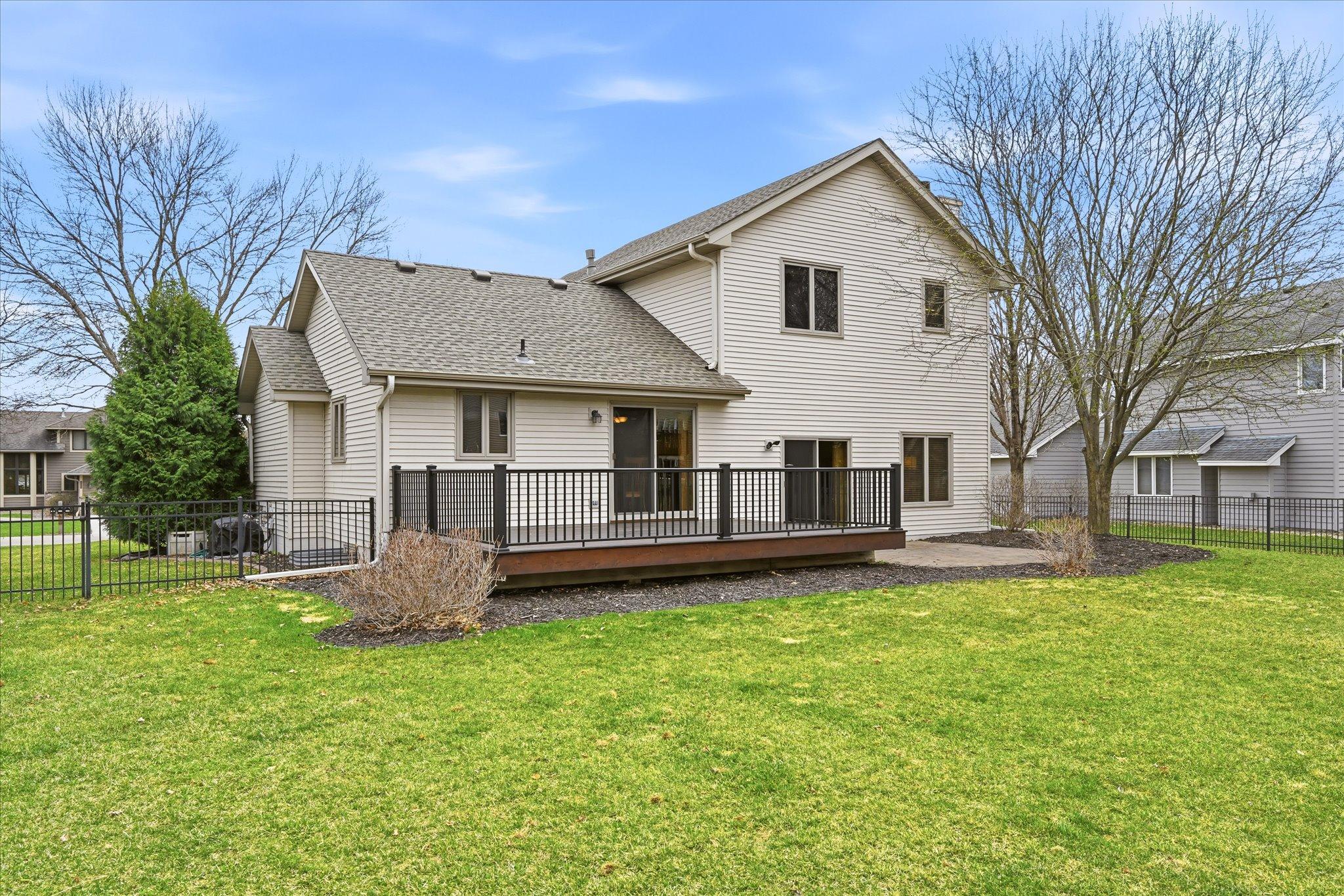 17800 82nd Avenue North Maple Grove, MN 55311 - Photo 3 of 41