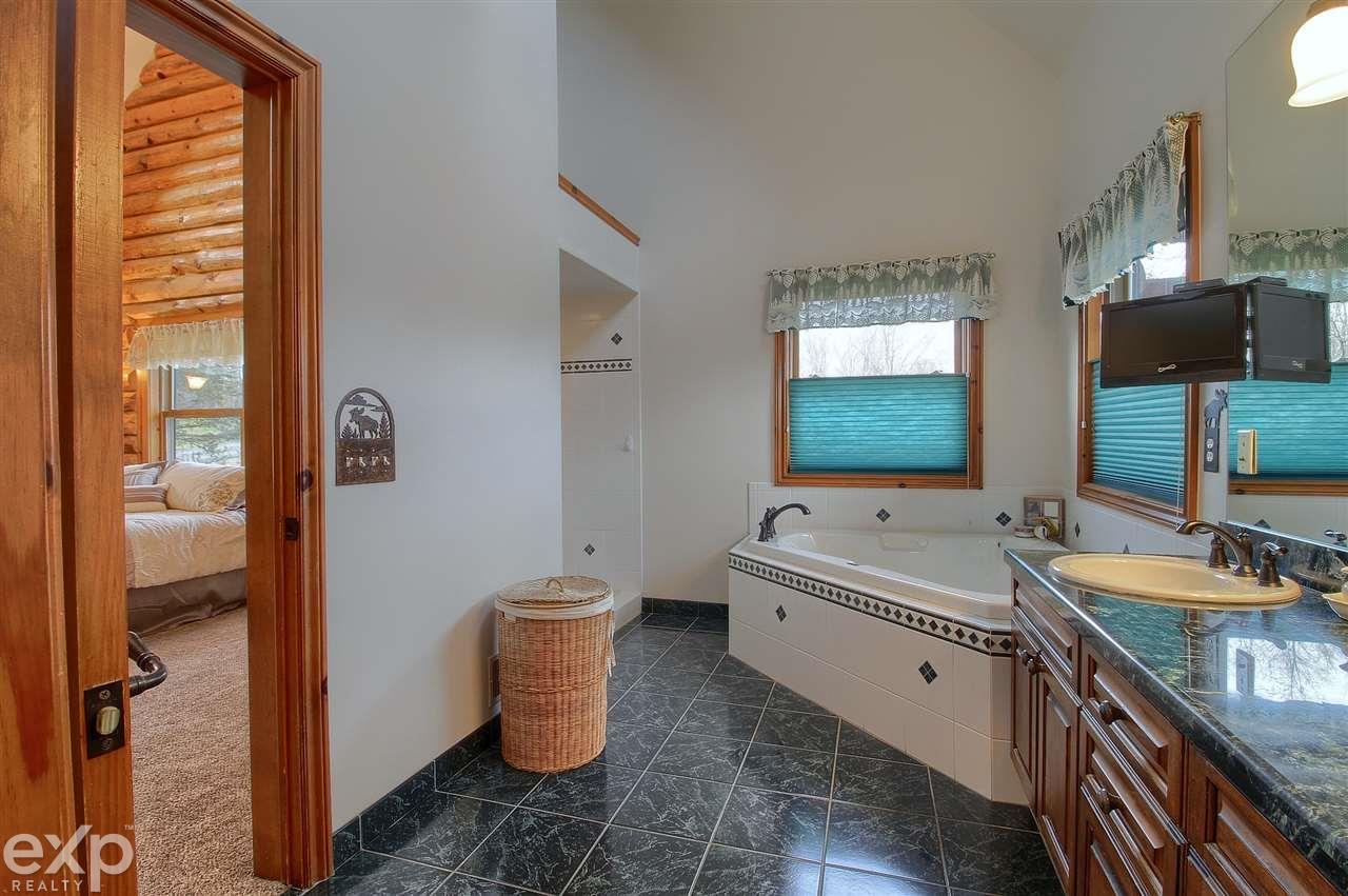 1000 East Romeo Road Oakland, MI 48363 - Photo 26 of 36 Gallery Image 26