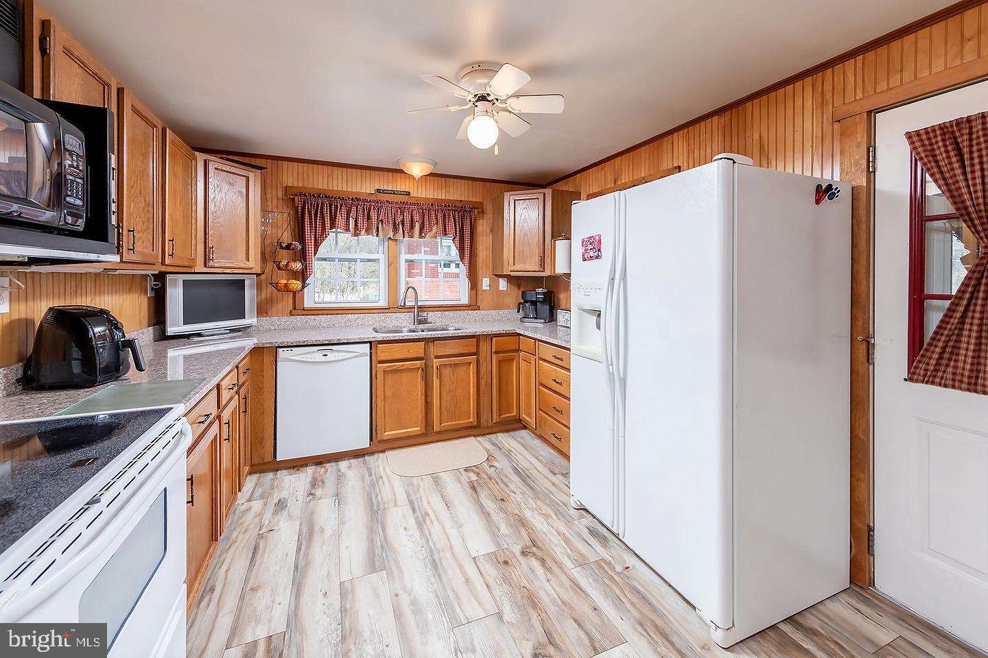 134 West Tomlin Station Road Mickleton, NJ 08056 - Photo 8 of 26