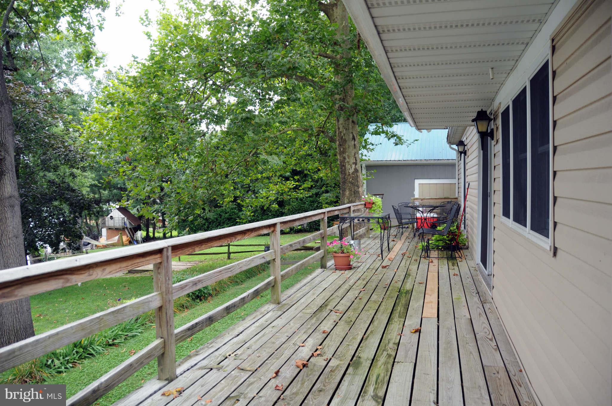 191 Inverness Road Severna Park, MD 21146 - Photo 22 of 24 Deck