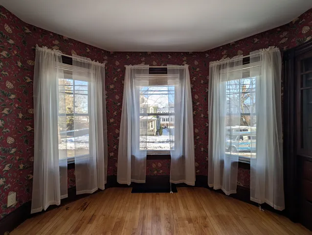 $3,100 | 204 Rockland Street, Portsmouth, NH 03801