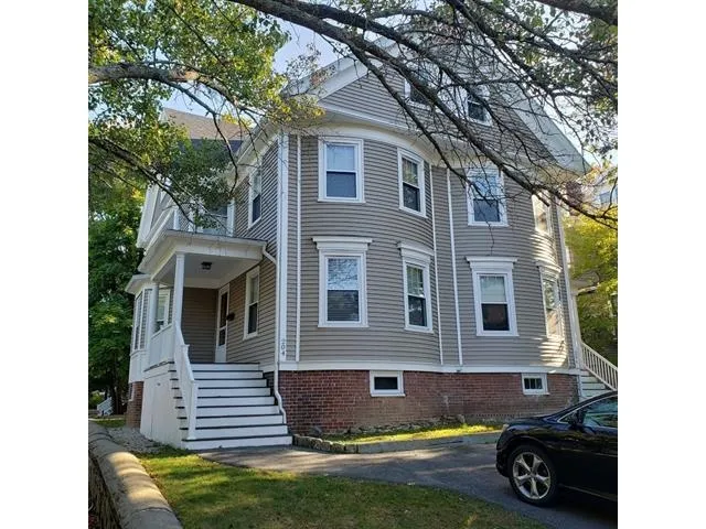 $3,100 | 204 Rockland Street, Portsmouth, NH 03801