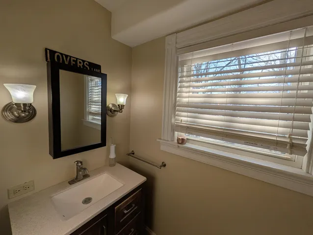 $3,100 | 204 Rockland Street, Portsmouth, NH 03801