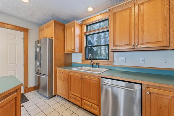 $799,000 | 467 Bay Road, Bowdoinham, ME 04008