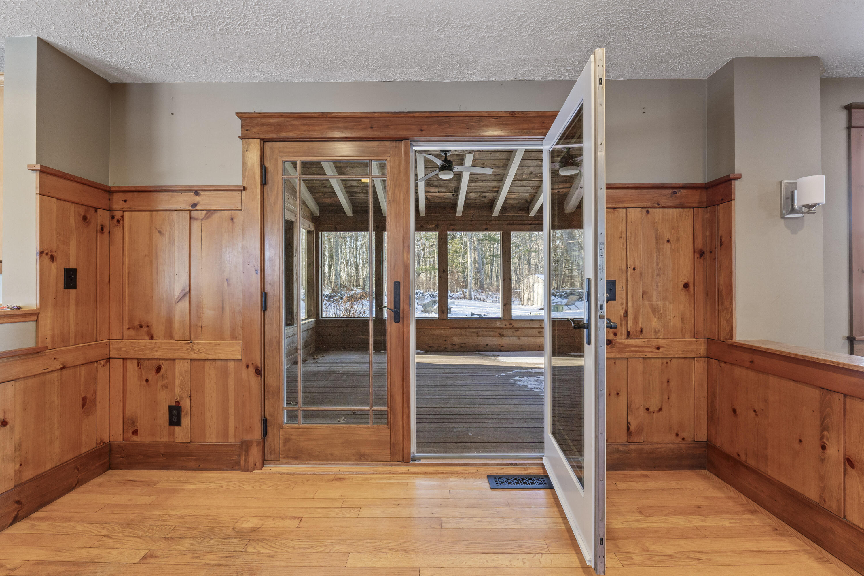467 Bay Road Bowdoinham, ME 04008 - Photo 19 of 81 Atrium Door from DR to Screened Porch