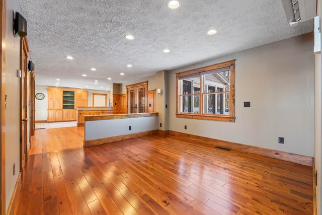 $895,000 | 467 Bay Road, Bowdoinham, ME 04008