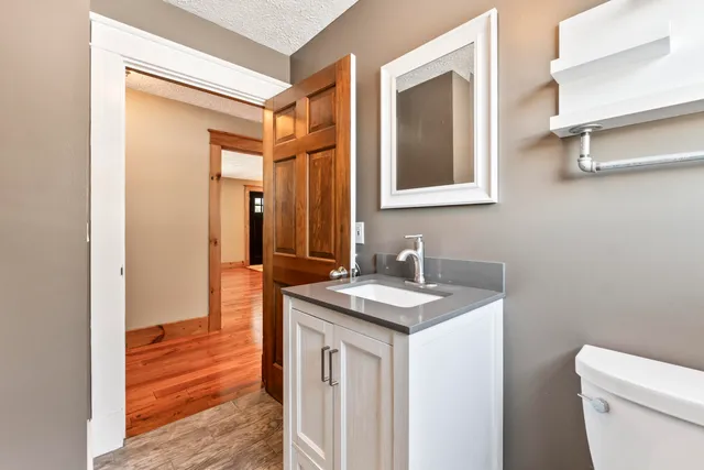 $895,000 | 467 Bay Road, Bowdoinham, ME 04008