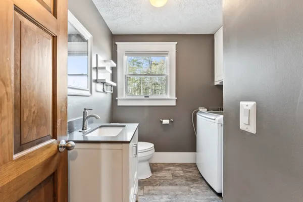 $799,000 | 467 Bay Road, Bowdoinham, ME 04008