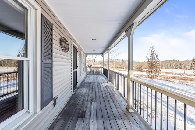 $895,000 | 467 Bay Road, Bowdoinham, ME 04008